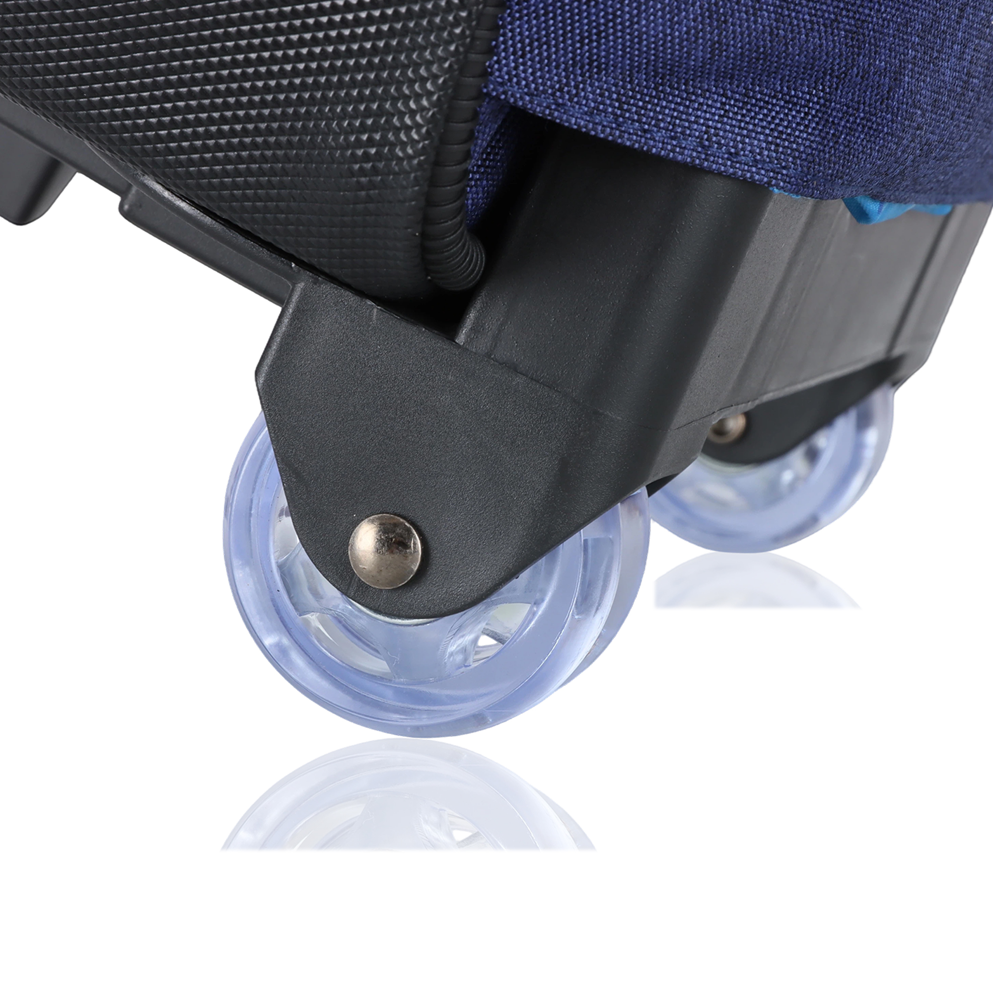 Détails des roues du cartable CE1-CE2 à roulettes Blue Gamer Snowball pour un transport facile